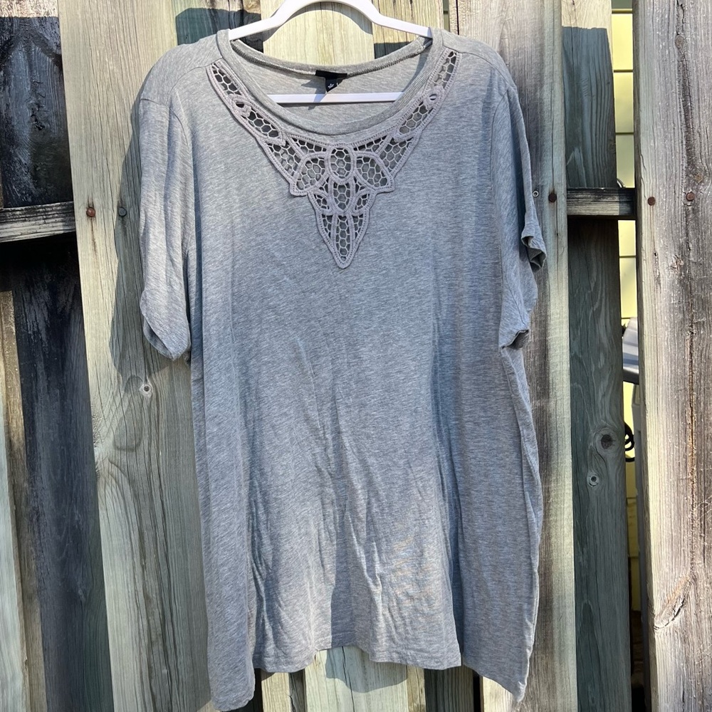 Torrid size 4 top